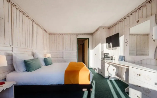 Lake Hotel Courchevel 1850