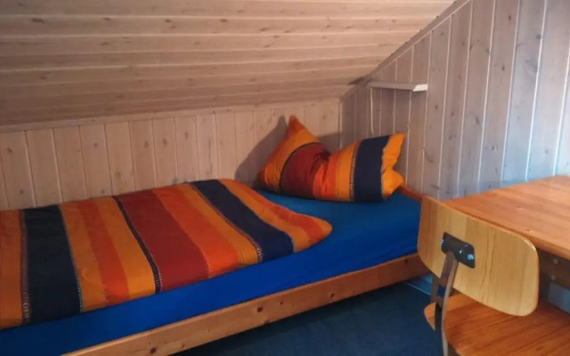 Freistehendes Ferienhaus mit Tollem Grundstueck