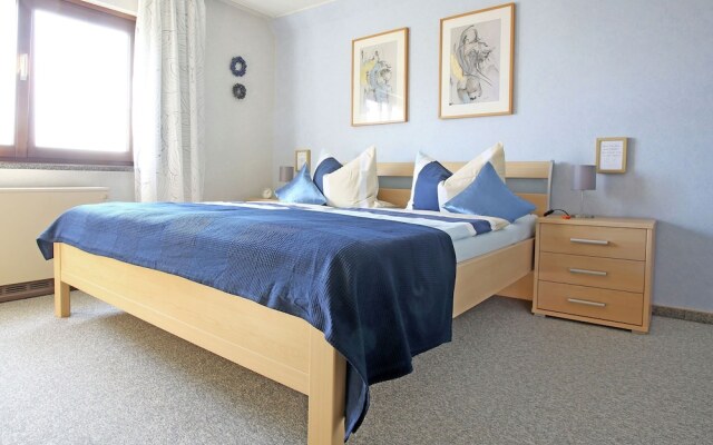 Spacious Apartment in Pracht near Forest