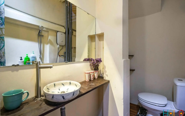 HoLo Opera Saigon - Serviced Homestay