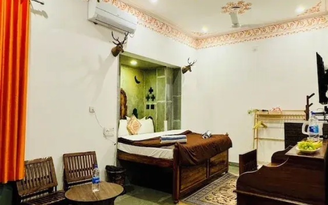 Lassi Guest House