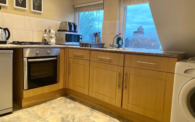 Alpheus Living: Newsham Apartment