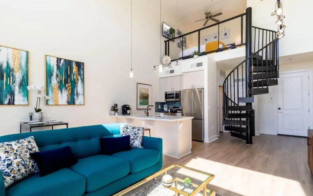 2sty Loft-Close to Shops & Dining-4057