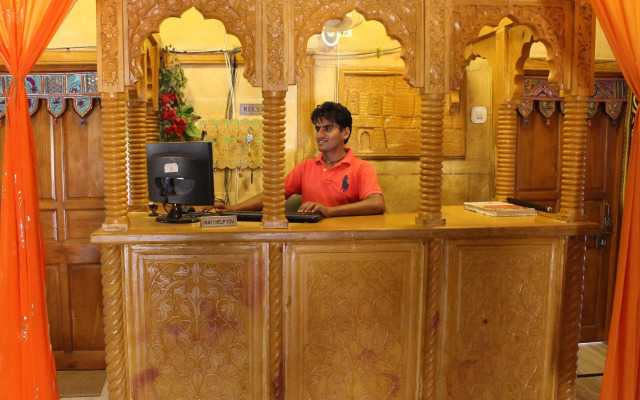 Gaji Hotel