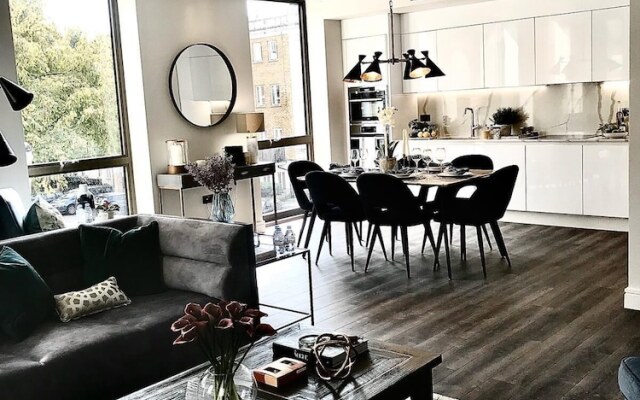 Kensington Residence by LHC