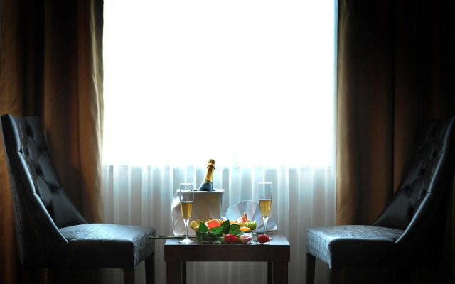 Rhiss Hotel Bostanci