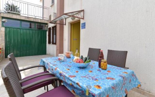 Apartment Violeta 745