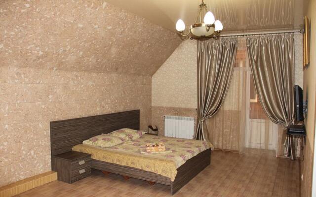 Erunin Hotels Group on Dalidovich 25