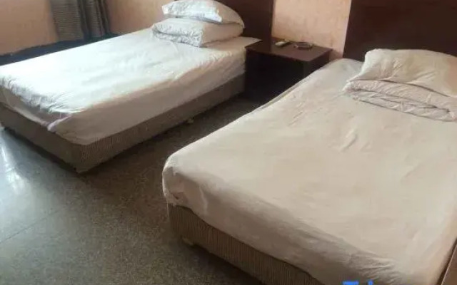 Yuyao chengwaicheng Hotel