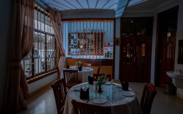 Venice Hotel