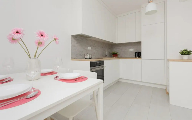 Apartment Warsaw Fort Wola by Renters