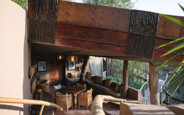 Mashatu Lodge - Mashatu Game Reserve