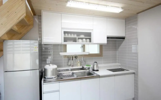 Jindo Arirang Beach Pension