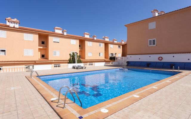 Home2Book Design Sea Views Caletillas, Pool