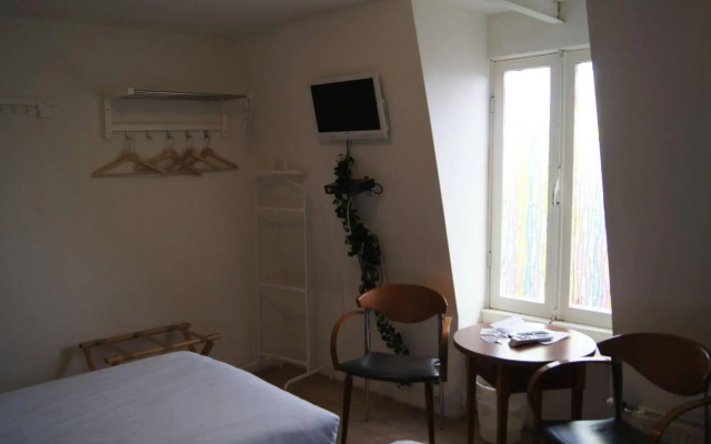 Esperanza Guest House