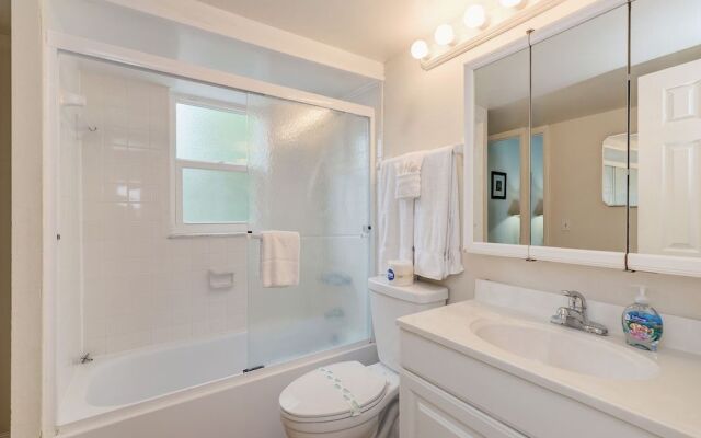 Anna Maria Island Beach Happy-direct Beach Front