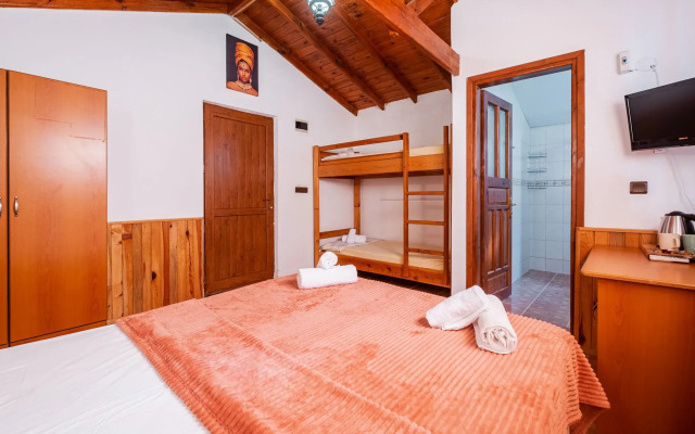 Akya Otel