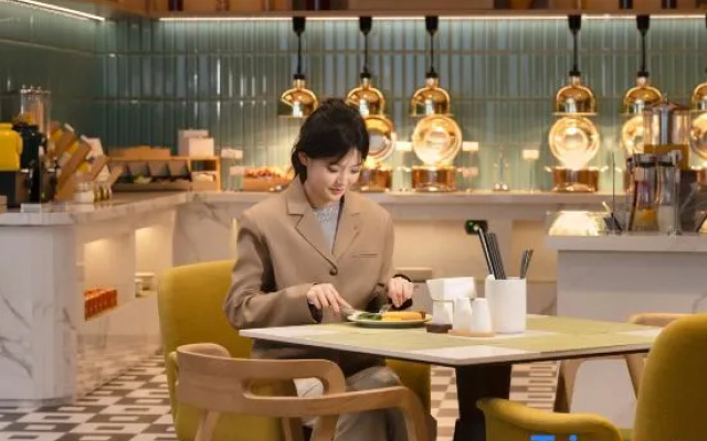 Home2 Suites By Hilton Linxia Bafangshisanxiang – People – Linxia Hui Autonomous Prefecture