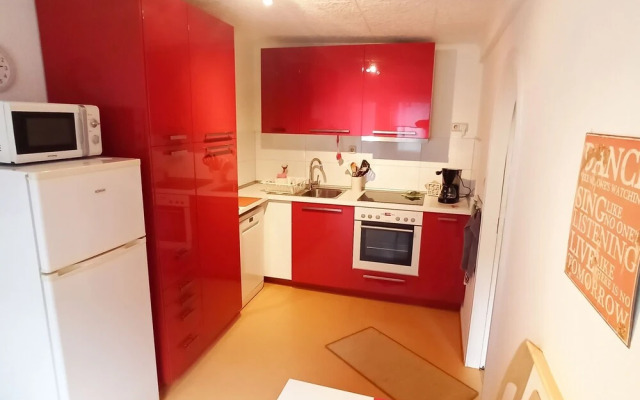 2 Bed Apt Sleeps 5 - Rooftop Terrace, Wifi