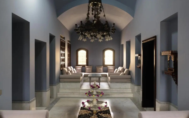 La Maison Bleue