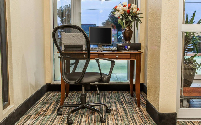 Comfort Inn & Suites Elk City