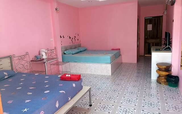 OYO 1092 Sea Of Love