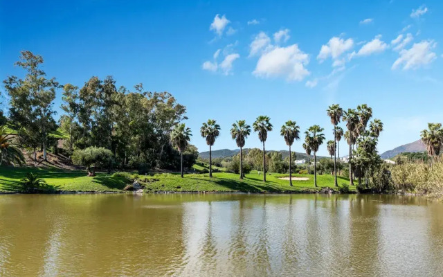Scenic Apartment in Alcazaba Lagoon Ref M55