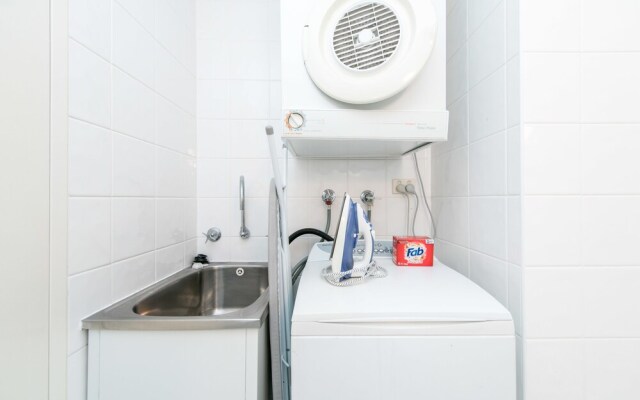 2 Bedroom Balcony Terrace near Kings Cross