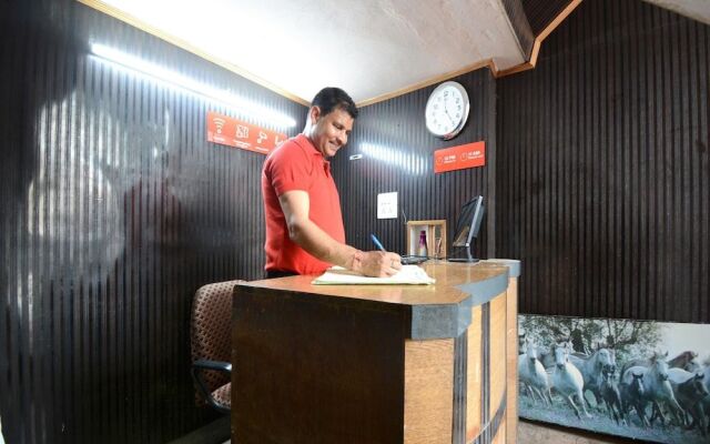 OYO 30358 Hotel Asia Palace