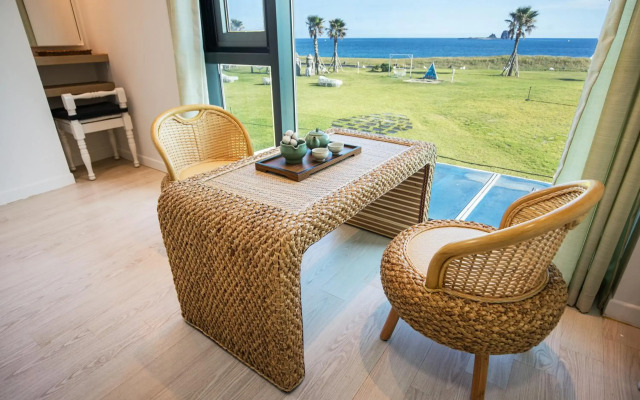Sun & Moon Resort