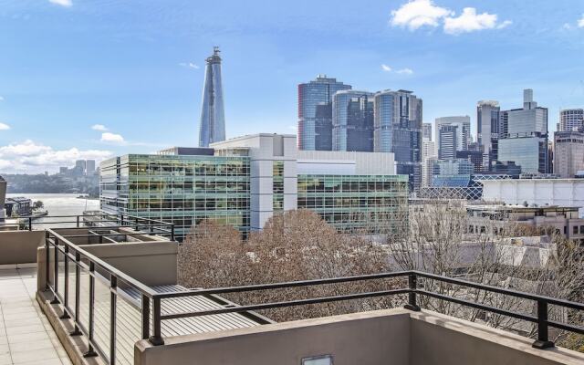 Pyrmont Harbour View Penthouse