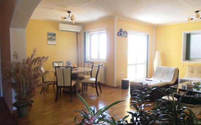 Amazing Home in Herceg Novi With Wifi and 3 Bedrooms