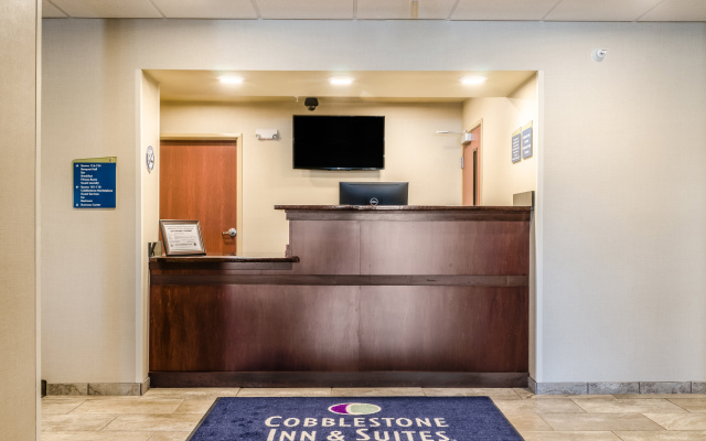 Cobblestone Inn & Suites - Ord