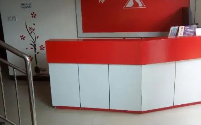 Yilong Jinshan Hotel