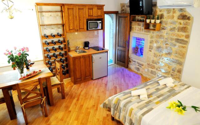 Diocletian Wine Apartment