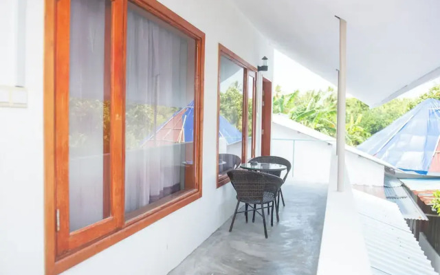 Avanti Surf & Stay