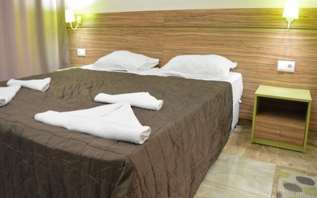 Hotel Tm Deluxe Located in Sunny Beach