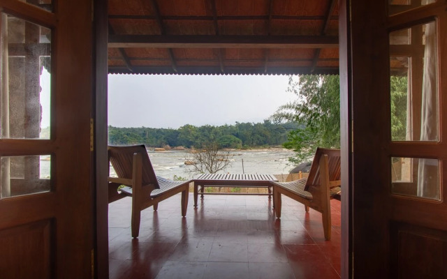 The Quiet by the river
