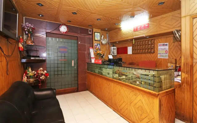 OYO 14232 Behala Guest House