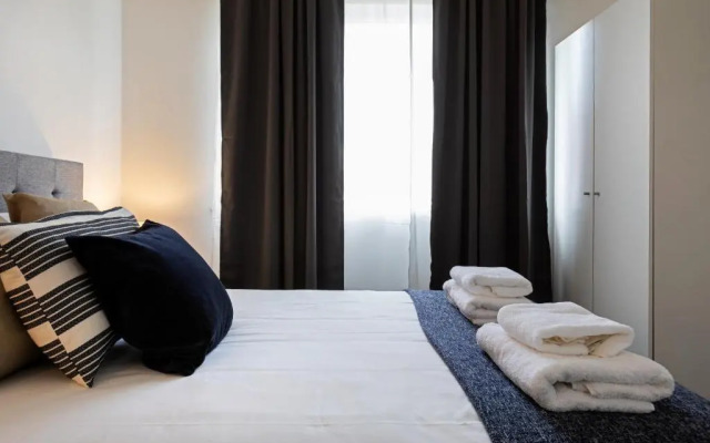 Modern 1-Bedroom Apartment, beach 5-min walk, free parking