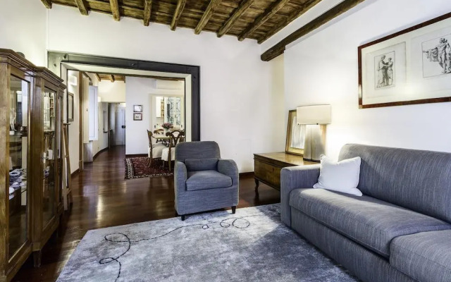 Luxury Flat in the Center of Rome