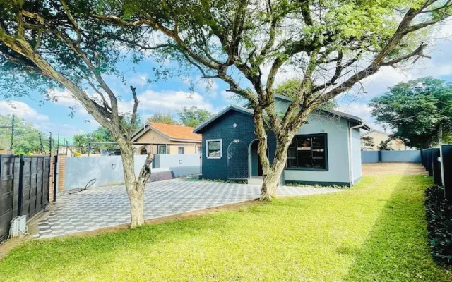 Ques Self Catering Apartments