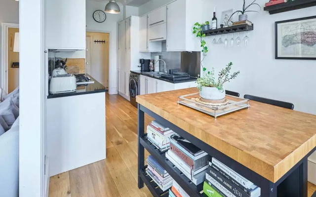 Host Stay Brunswick Place Apartment