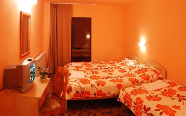 Tourist center Momina Krepost