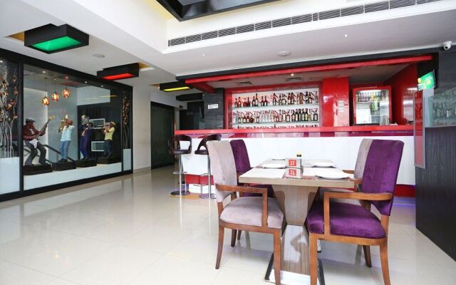 OYO Flagship 15233 Hotel G7