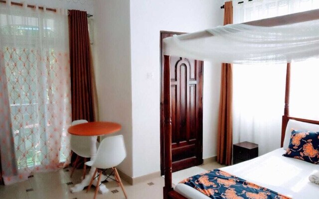 Lux Suites Bustani studio Apartments
