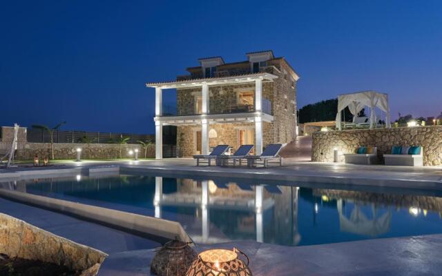 Arismari Luxury Villas