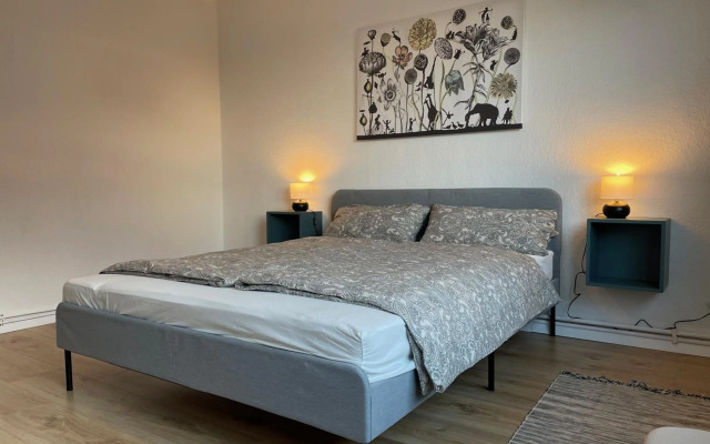 Purple Kitchen - Apartment mit großer Wohnküche