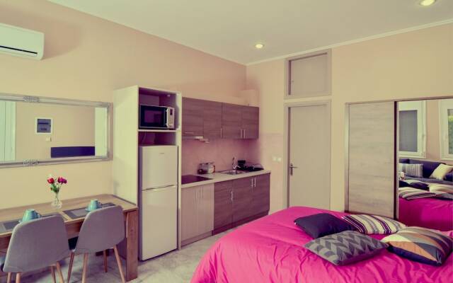 Mastiha Villas in Town