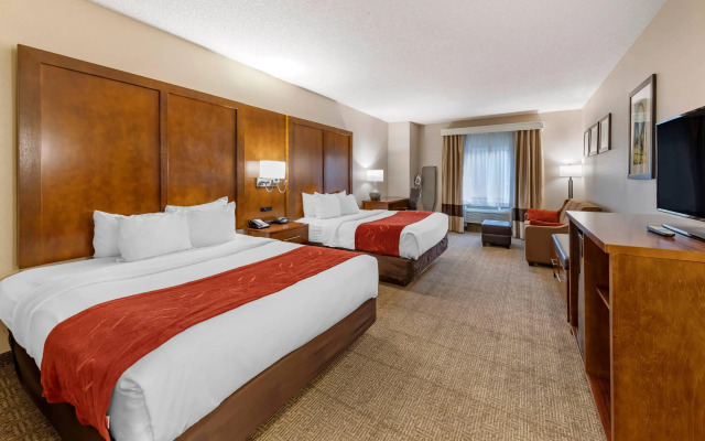 Comfort Suites Near Six Flags Magic Mountain